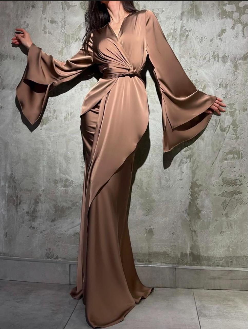 Pearl White Abaya